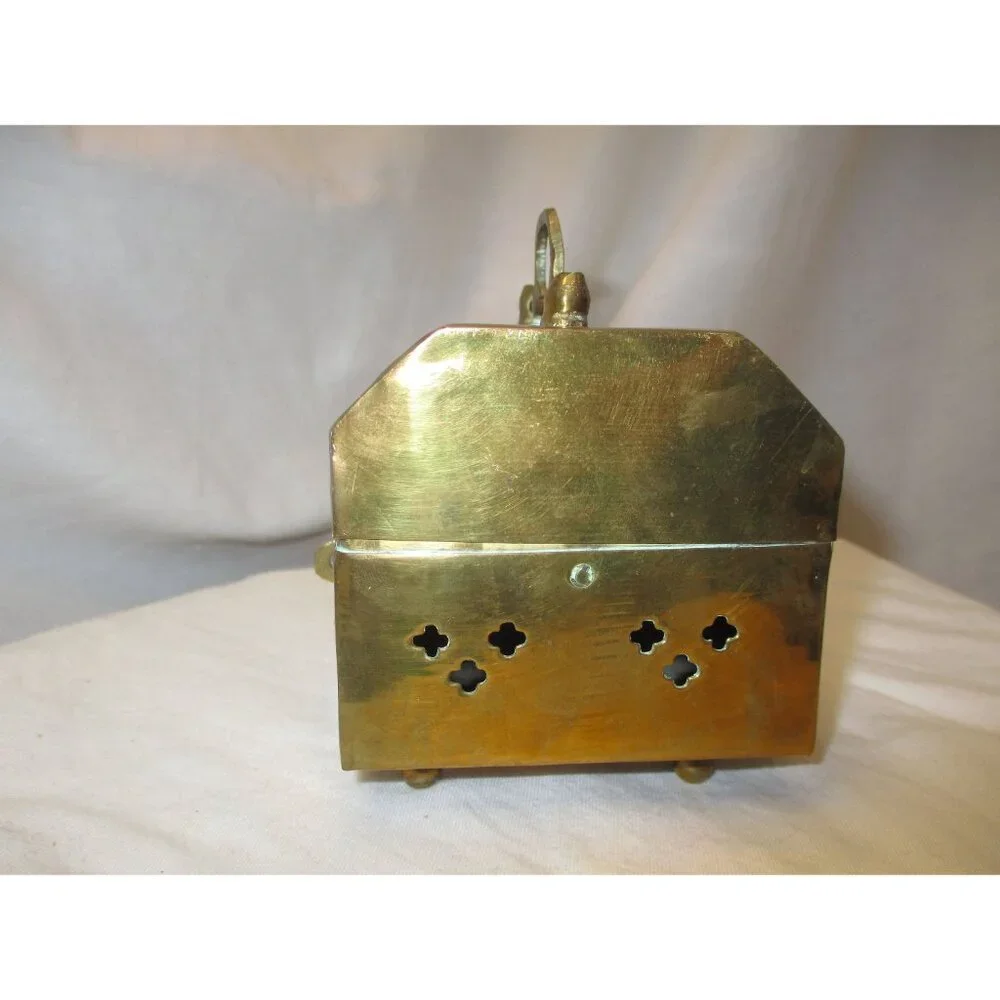 Cricket‎ Box~For Good Luck~Trinkets Jewels Secrets Crickets Vintage Brass